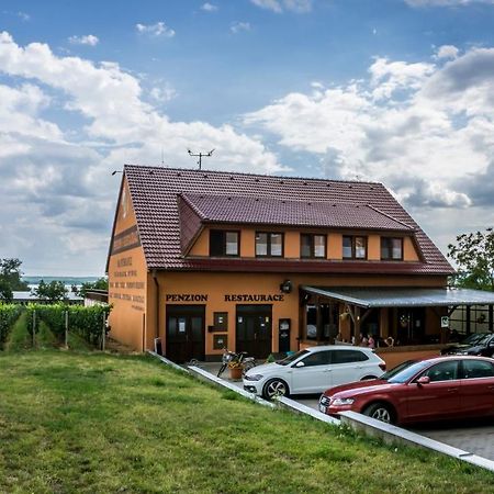 Penzion S Restauraci Na Furhaple Sakvice Luaran gambar