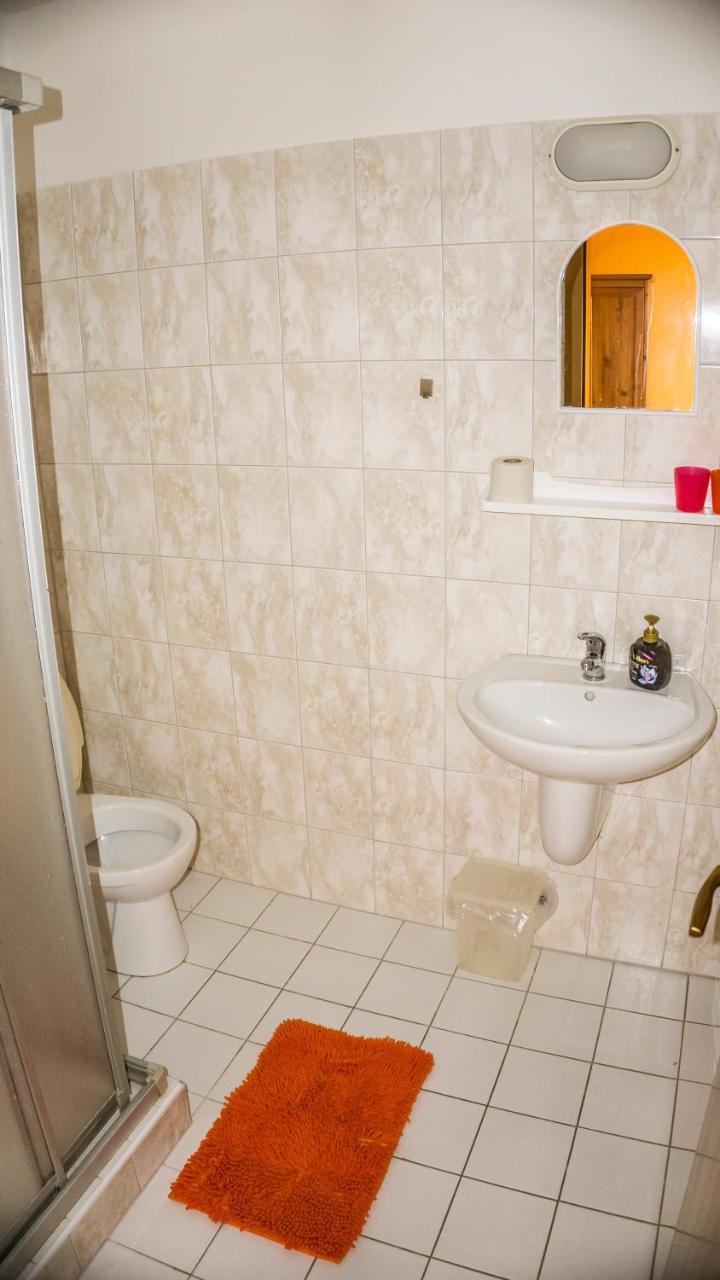 Penzion S Restauraci Na Furhaple Sakvice Luaran gambar